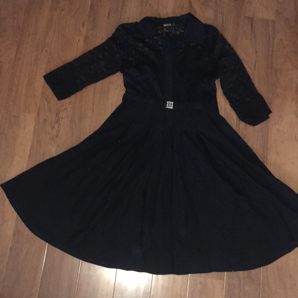 Black lace dress